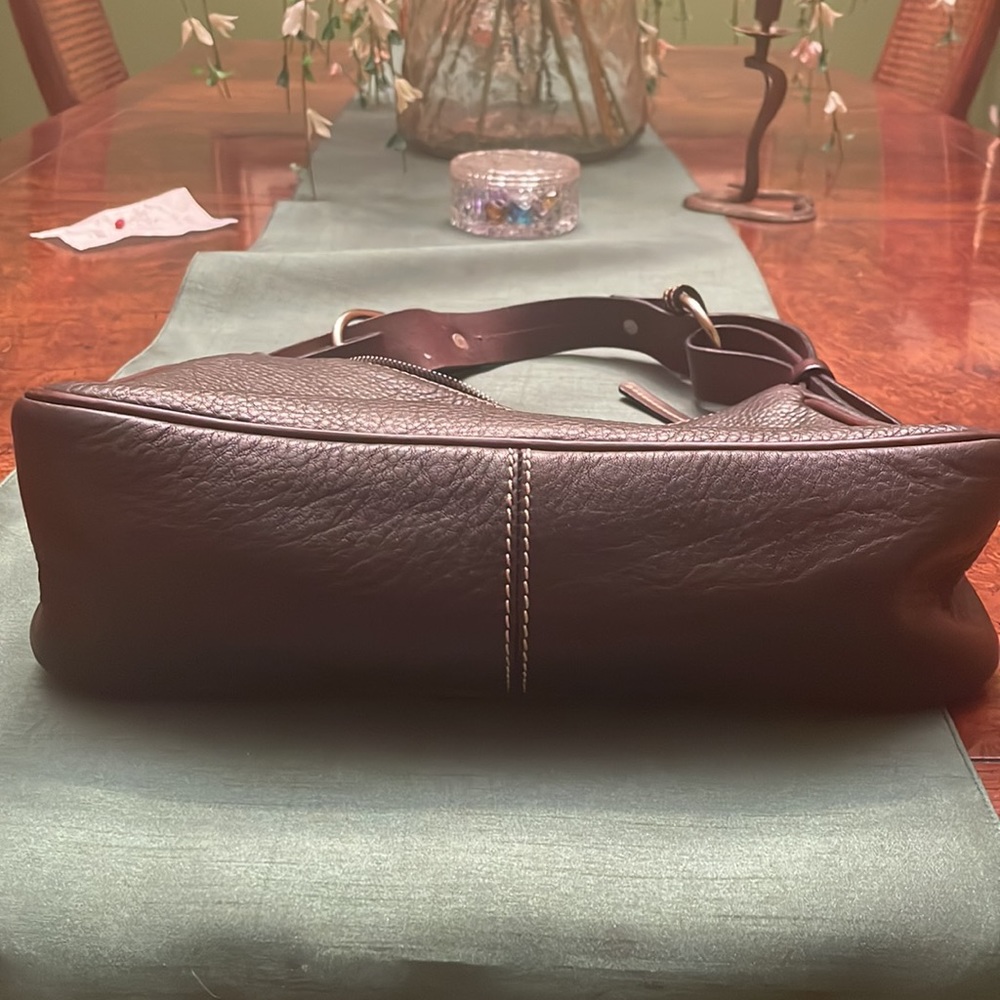 Dooney & Bourke Small Leather Hobo Bag. - Picture 6 of 6